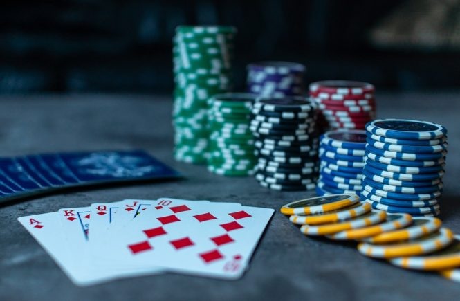 How is online casino better than land-based casinos?