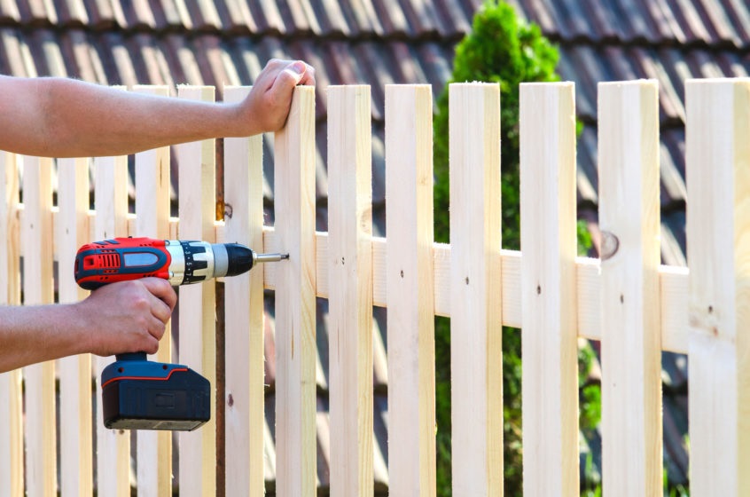 Benefits of Putting a Fence Around Your Property